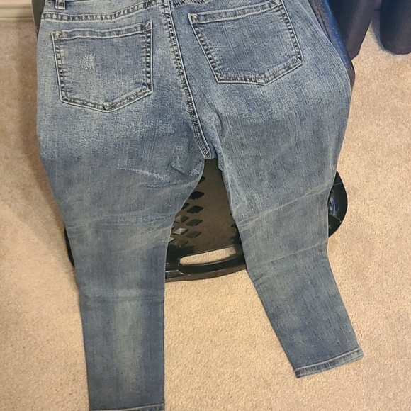 Pants - Picture 4 of 4